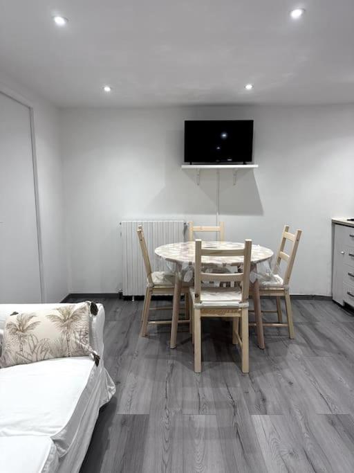 Appartement T4 En Hyper-Centre ブールゴアン エクステリア 写真